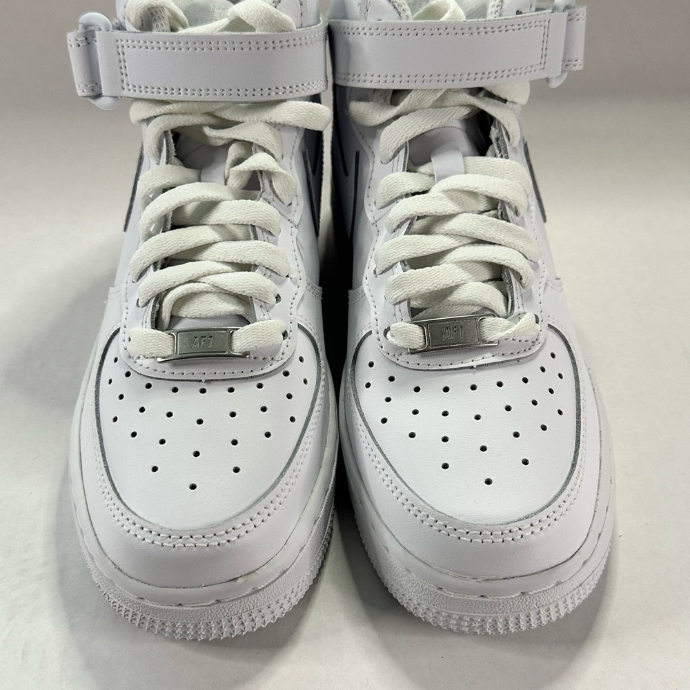 Nike Air Force 1 Mid LE Big Kids 4.5Y - white/white - BNIB - Picture 5 of 8